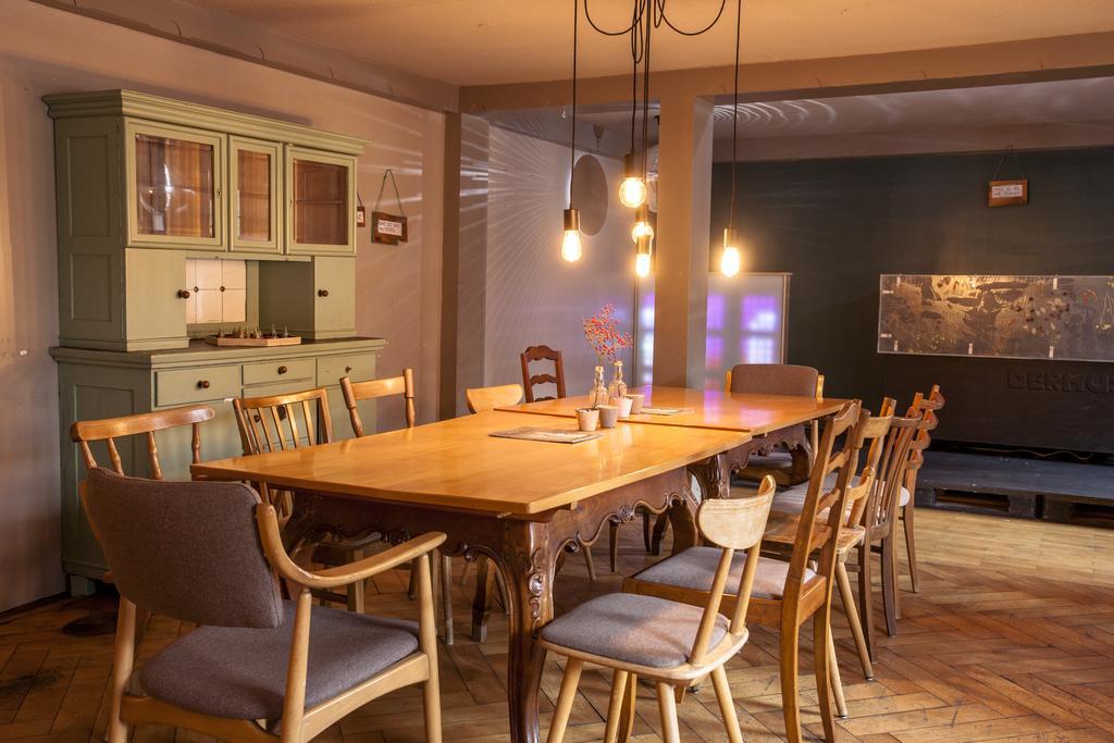 Der Gaukler Hostelオーバーシュタウフェン エクステリア 写真
